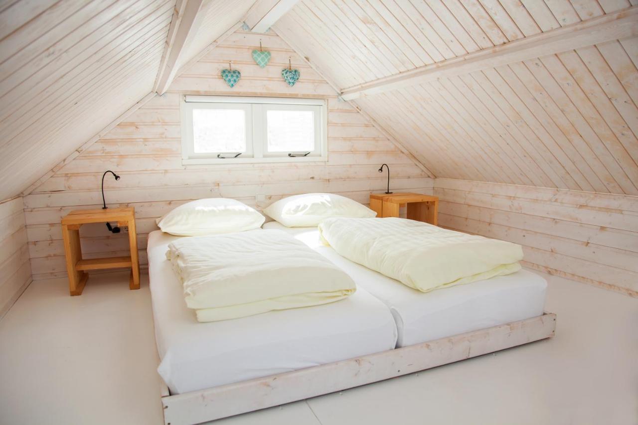 Surf En Strandhuisjes *